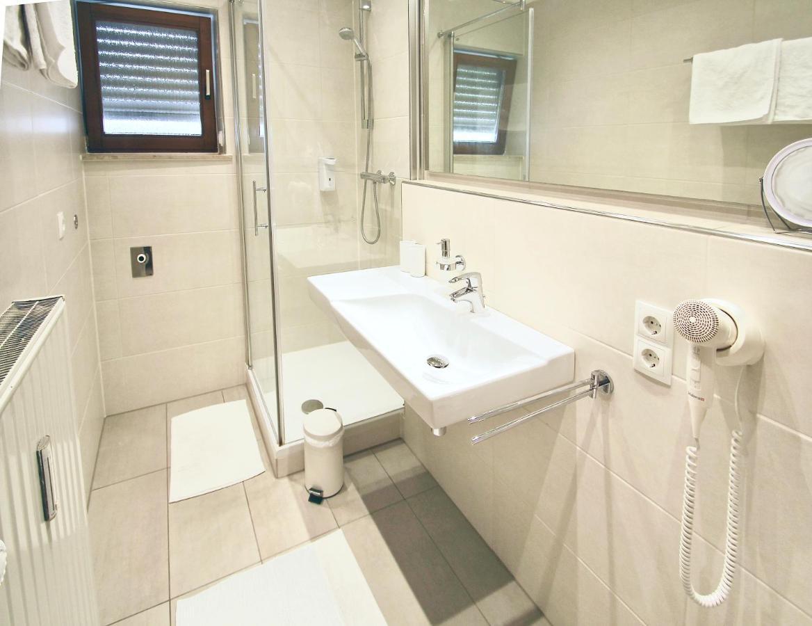 רוסט Gaestehaus Alba Garantiert Eintrittskarten Fuer Rulantica Und Europapark Ueber Uns מראה חיצוני תמונה